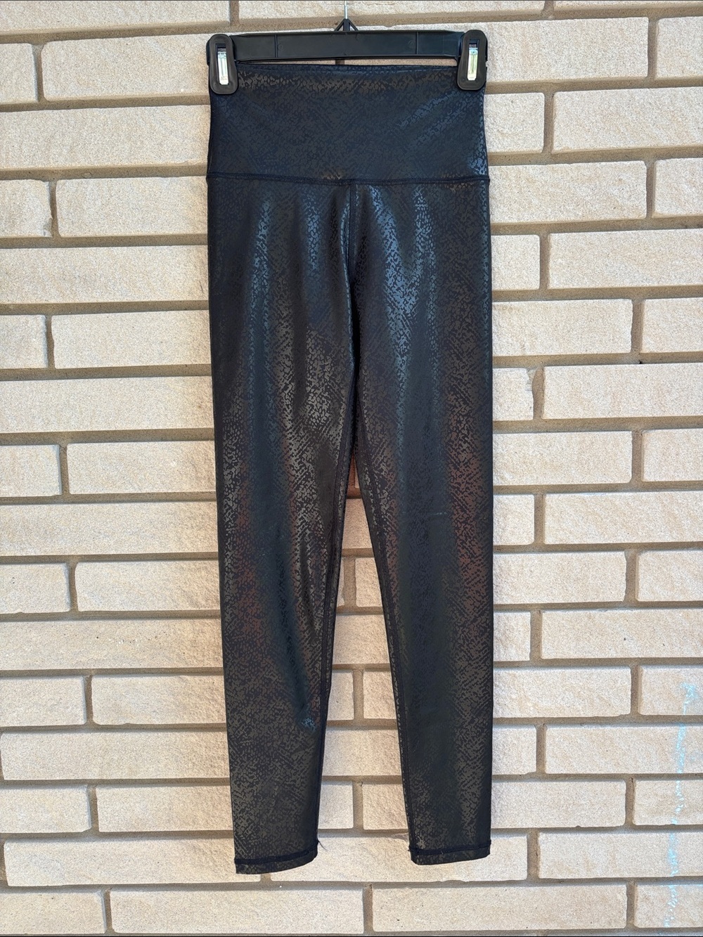 aerie Black High-Waist Metallic Snakeskin Leggings Sz S
